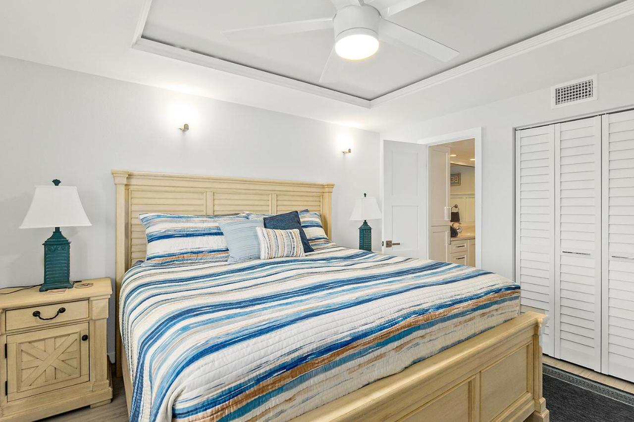 Pelican Condos Ню Смирна Бийч Екстериор снимка