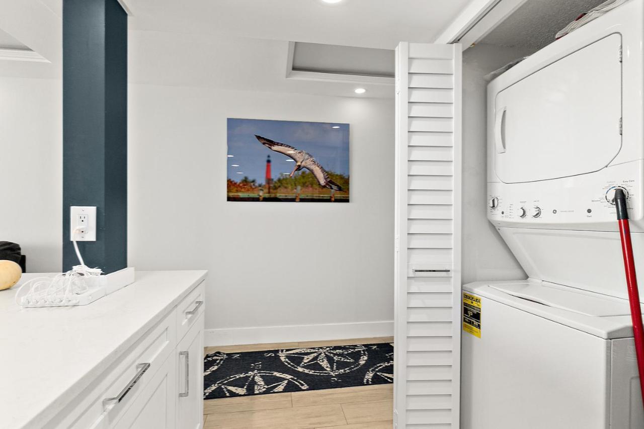 Pelican Condos Ню Смирна Бийч Екстериор снимка